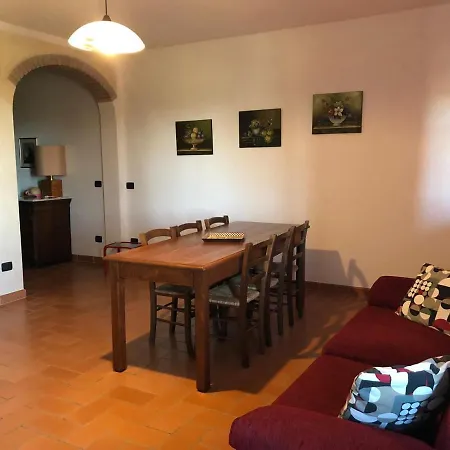 Casale Giulia * 볼테라