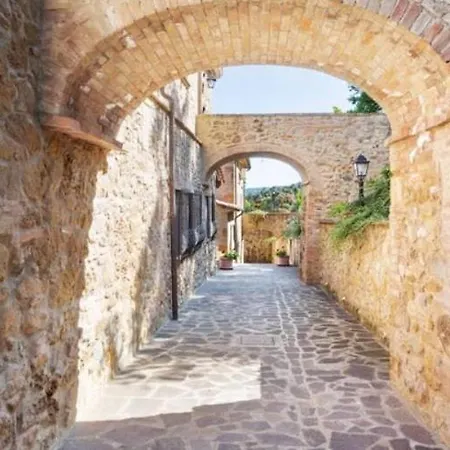 Casale Giulia * 볼테라