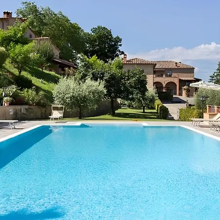 Casale Giulia