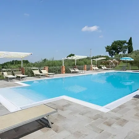 Casale Giulia * 볼테라