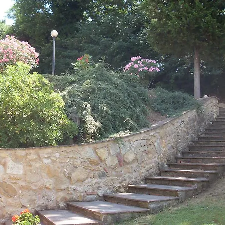 Casale Giulia