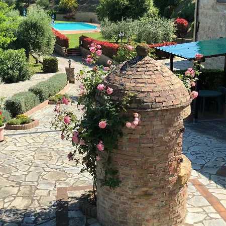 Casale Giulia * 볼테라