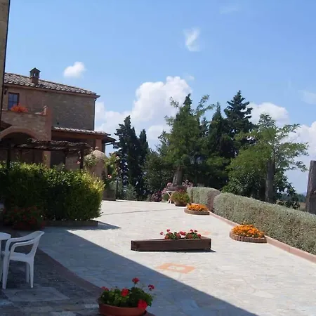 Casale Giulia * Volterra