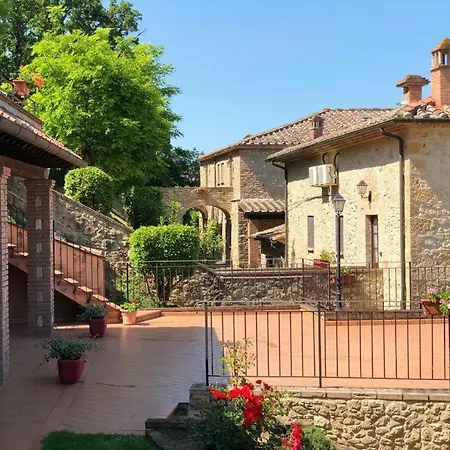 Casale Giulia * Volterra