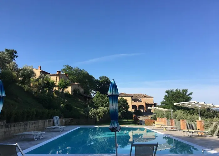 Casale Giulia * فولتيرا