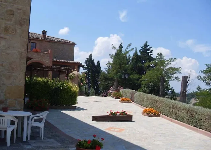 Casale Giulia * فولتيرا