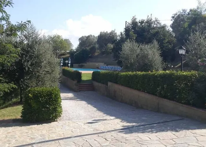 Casale Giulia مزرعة للإقامة