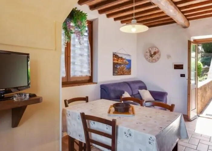 Casale Giulia فولتيرا